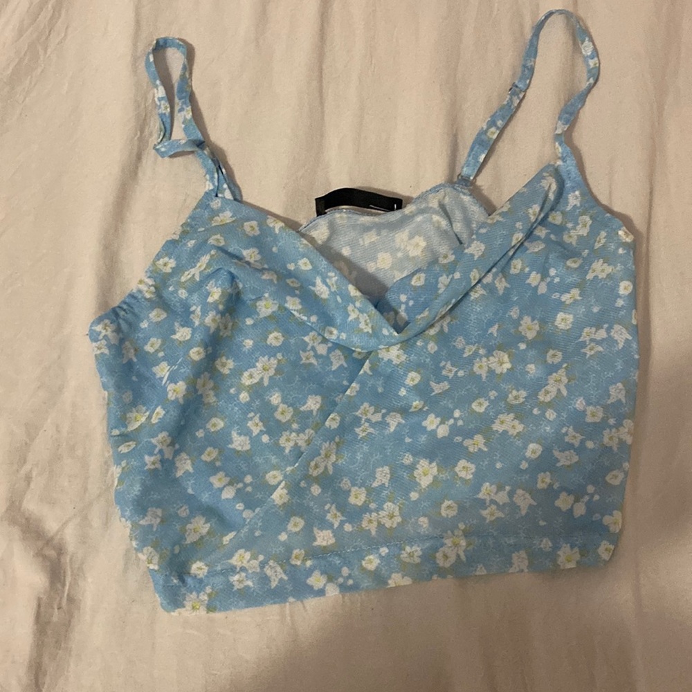 Cute top